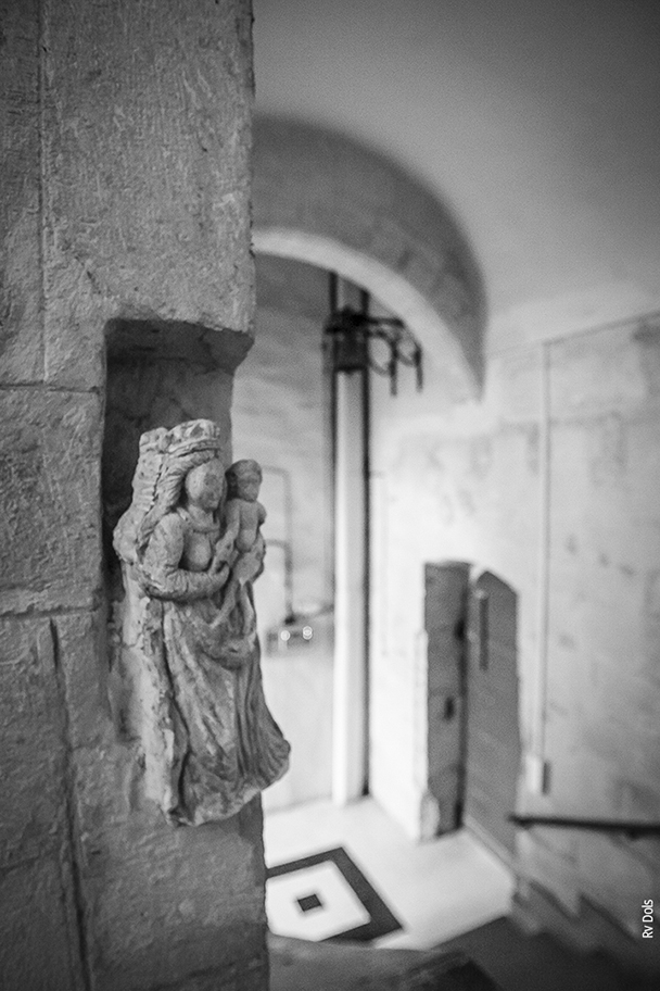 Depuis 1133 les pèlerins prient à Saint-Michel de Frigolet
