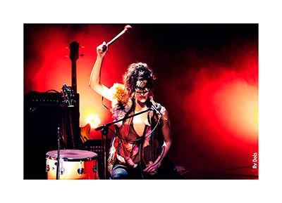 Izaia la Chanteuse.