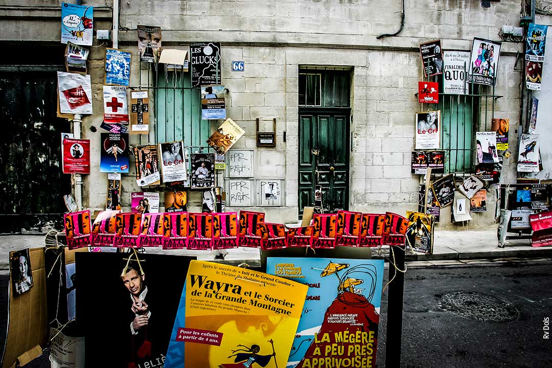 Photographie 66 Sorciers issue de la série AFFICH GNON.